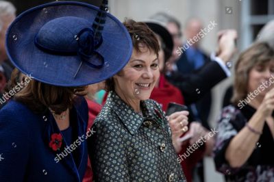 lord-mayor-silent-ceremony-guildhall-city-of-london-uk-shutterstock-editorial-10469880k-1024x683.jpg